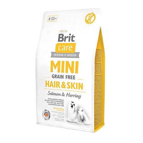 Brit Care Mini Hair Skin Somonlu ve Ringa Balıklı Küçük Irk Tahılsız Yetişkin Köpek Maması 2 Kg